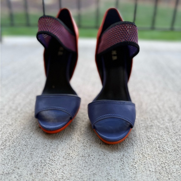 L.A.M.B. Navy and Red Heels - Picture 2 of 5